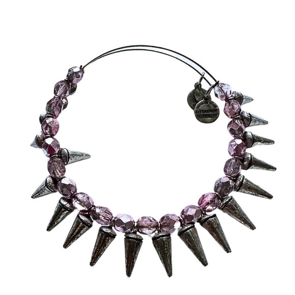 Edgy Elegance: Purple and Silver Beaded Bracelet - Picture 1 of 1